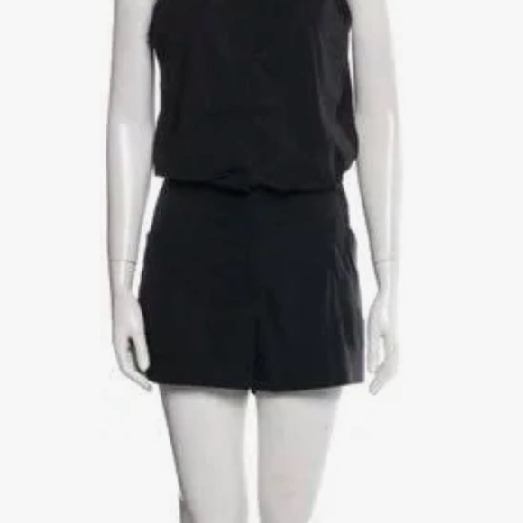 Arc'teryx Women's Black Romper - Size
Small Activewear outdoor - Picture 4 of 5